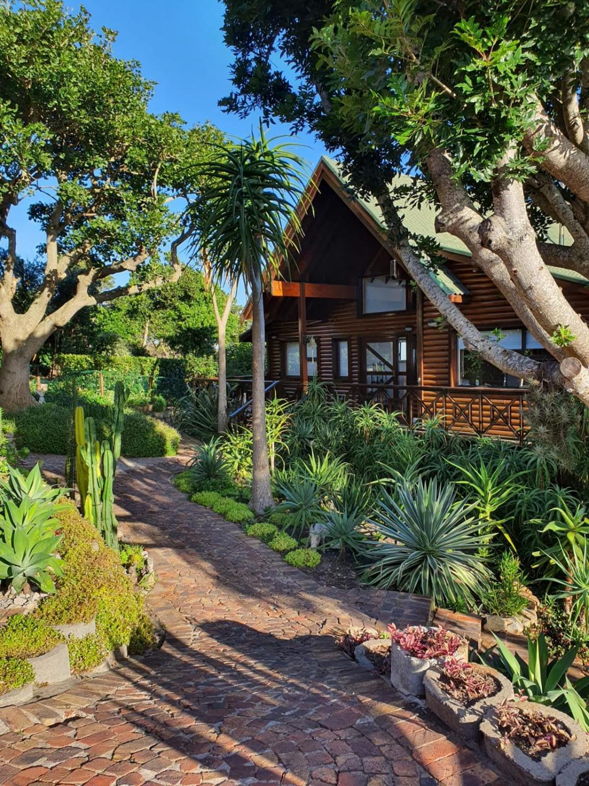 Peaceful Guest Suite With Balcony Views And Garden Setting Brenton-on-Sea Exteriér fotografie