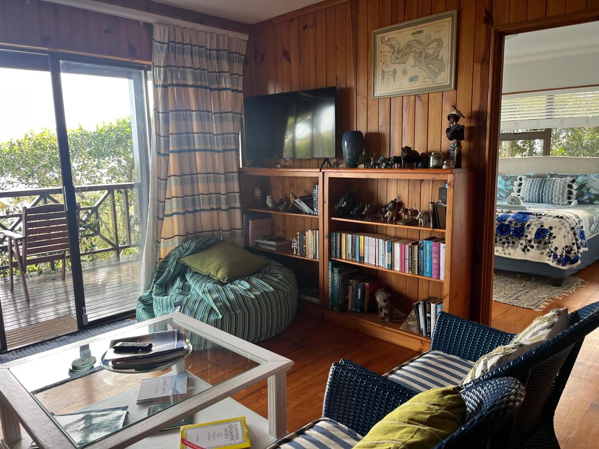 Peaceful Guest Suite With Balcony Views And Garden Setting Brenton-on-Sea Exteriér fotografie
