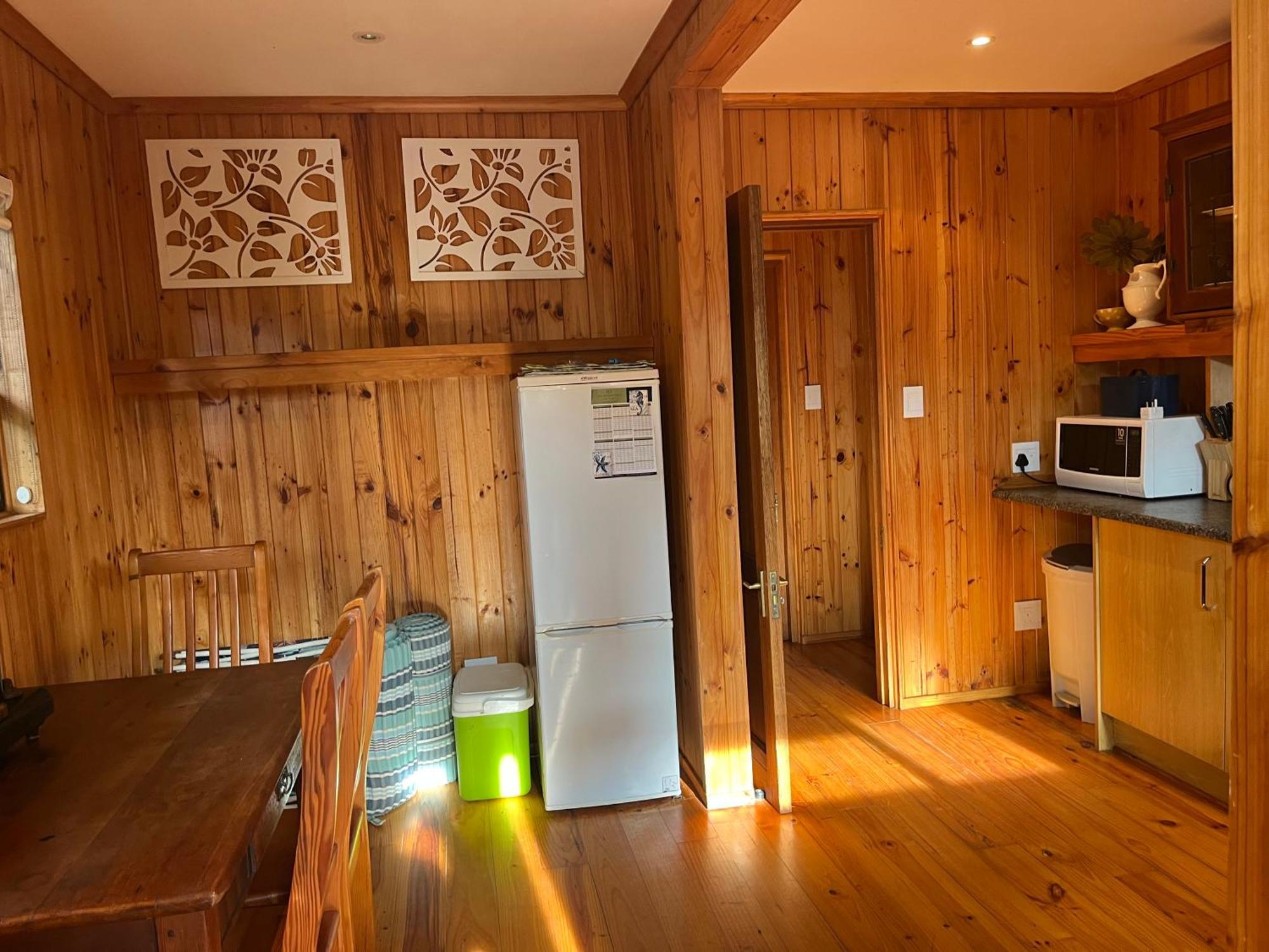 Peaceful Guest Suite With Balcony Views And Garden Setting Brenton-on-Sea Exteriér fotografie