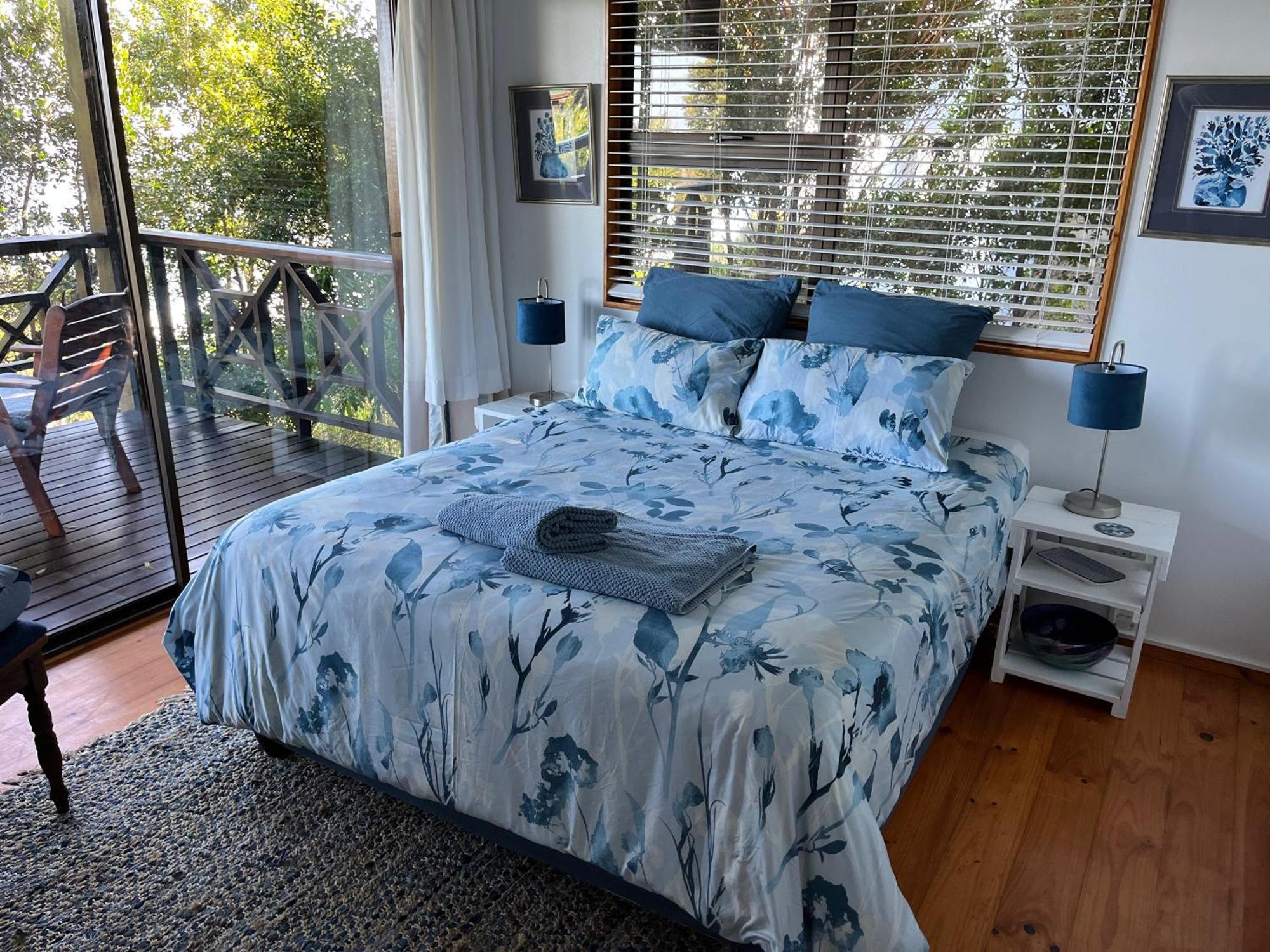 Peaceful Guest Suite With Balcony Views And Garden Setting Brenton-on-Sea Exteriér fotografie